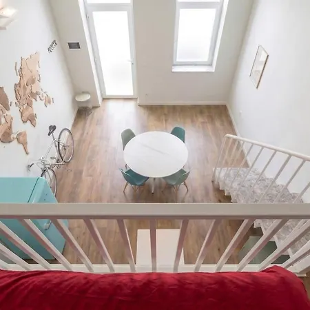Loft 53 - Design Loft 5 Minutes From The Metro *