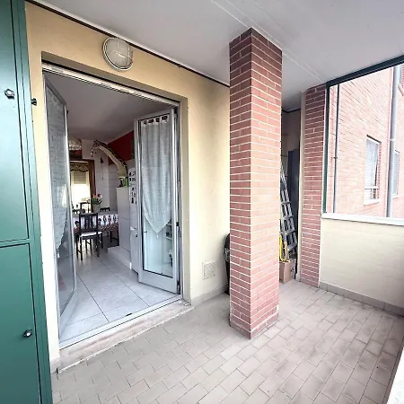 Large Artistic With 2 Balconies * Milano