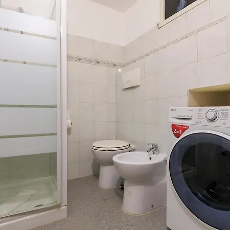 Apartman Xenia - 2 In Via Pollaiuolo 4 *