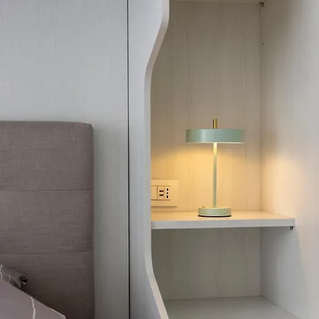 Apartamento Urban Private Garden & 2 Min Station *