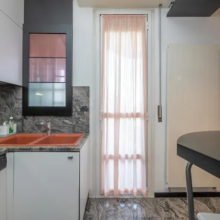 شقة Xenia - 3 At Via Emanuele Kant 5 *