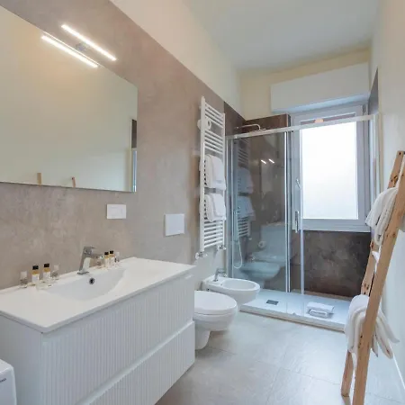 Apartamento Xenia - 3rooms In Via Massimo Gorki