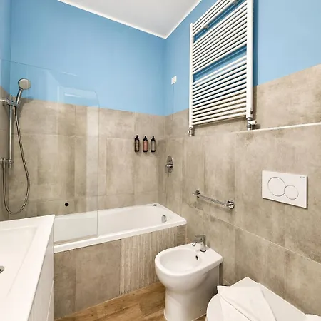 Apartamento Two Bedroom With Views In Porta Venezia Milão