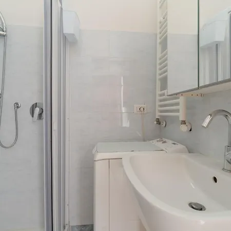 Apartamento Guesthost - Comfy Porta Venezia Mm1 *