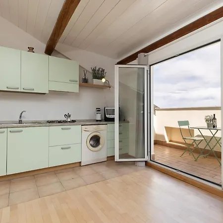 Apartamento Elegant Attic Loft W Privateterrace Ac & Fast Wifi Milão