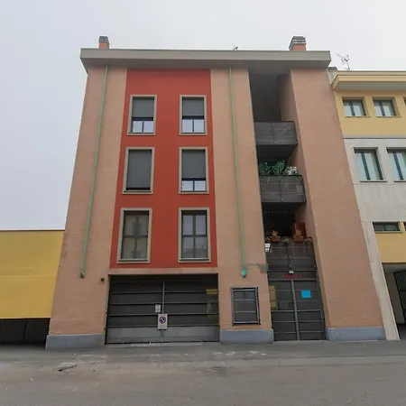 Xenia - 2 In Via Ampola 5 * Milánó