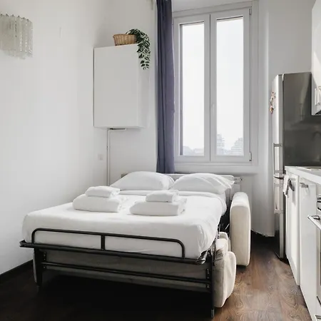 Just Urban - 1-br Flat In Porta Romana - Duomo 6 Min M3 شقة