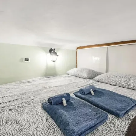 Monthly Rent Loft Sempione Wifi 20 Min To Duomo Διαμέρισμα