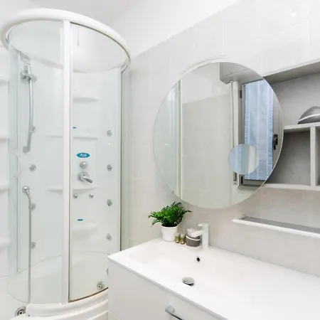 Apartamento Vivimihome-bicocca Comfort With Garage Milão