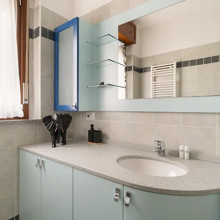 Apartamento Guesthost - Comfy Flat X4 Near Abbiategrasso Mm2