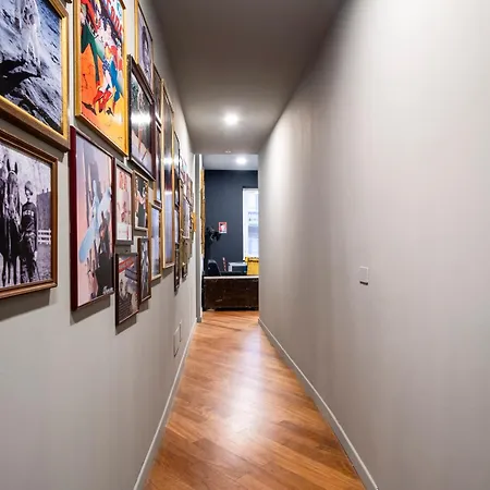 Intrho- Correnti Luxury