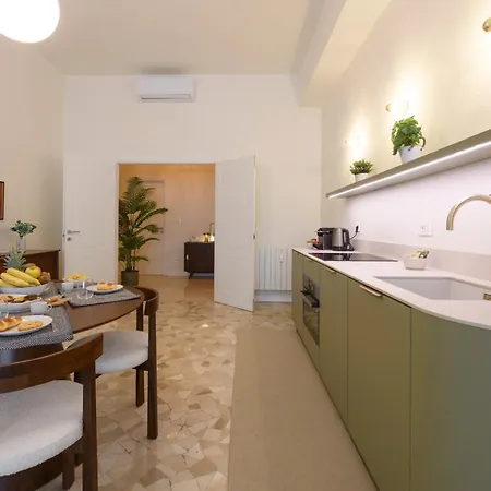 Soperga, 19 - Location, Super Comfort Apartamento *