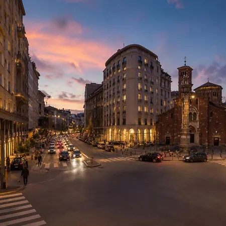 Group Near Duomo - Corso Magenta Apartamento