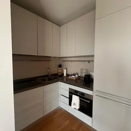 Skyline - A 22nd-floor شقة ميلان