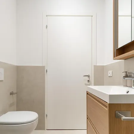 Guesthost - Modern X4 In Porta Romana Apartamento