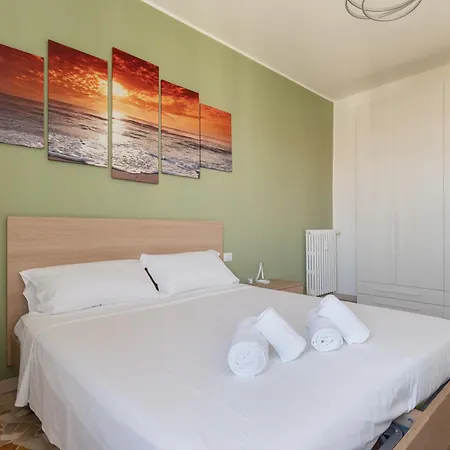 Appartement Romolo - Navigli Bright Two-room Milaan