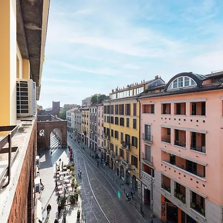 Luxury Penthouse Near Duomo & Colonne Apartman Milánó
