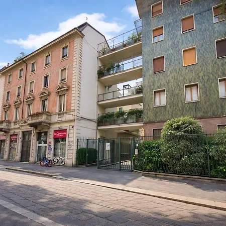 Bright Modern Loft In The Crocetta Area Apartman *