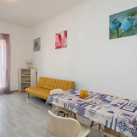 Homelovers Spacious Flat B Aires District Mm1 Milão