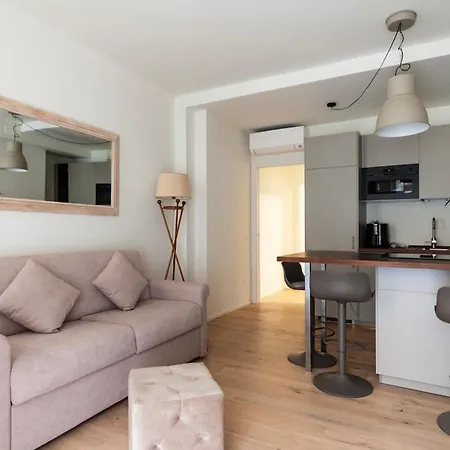 Youhosty - Aquileia 10 Bilocale M4 *