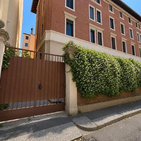 Lägenhet Private Garden & Free Parking - 2 Bedroom