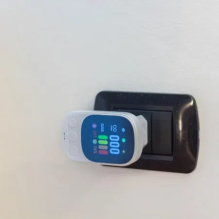 Casa Di Leon Bicocca Garage Privato E Metro M5 * Milão