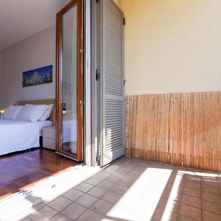 Free Garage, Cozy With Terrace *