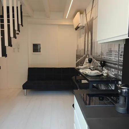 Centro Duomo, Loft Con Terrazzo, Ac, Wifi, Subway Milão