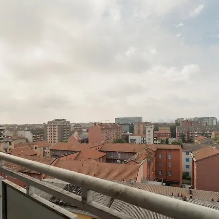شقة Guesthost - Comfy Balcony Flat Affori Mm3 ميلان
