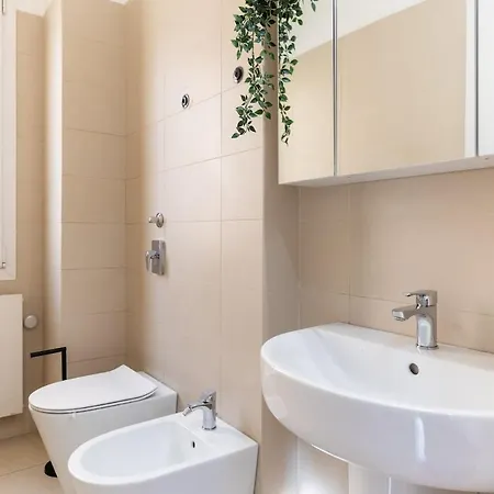 Station-duomo - 2 Bedrooms & 2 Terrace ميلان