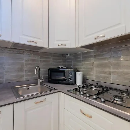 Apartman Xenia - 2 In Pietro Custodi 10 Milánó