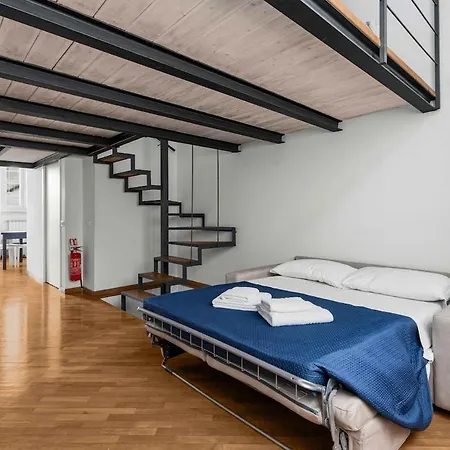 Elegant Loft Con Giardino In Citta - Scooter Park