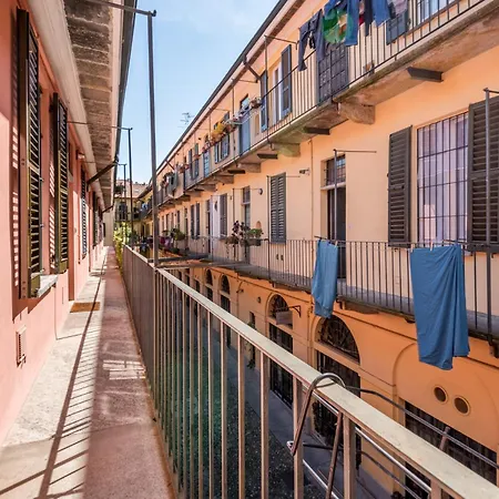 Navigli Inner Court - La Vista *
