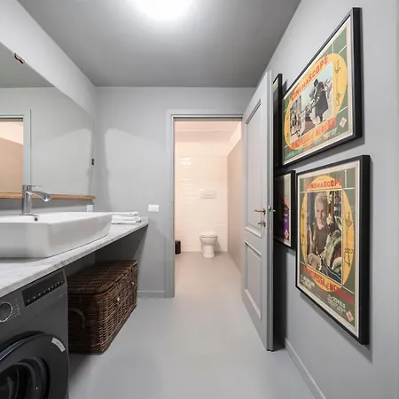 Intrho- Correnti Luxury Appartamento *