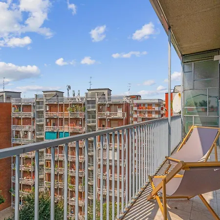 Luxury Skyline Penthouse *