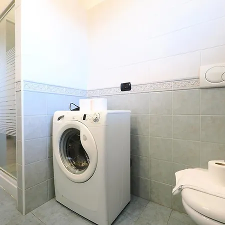 M4 Linate Modern Flat Terrace & Parking Lägenhet Milano