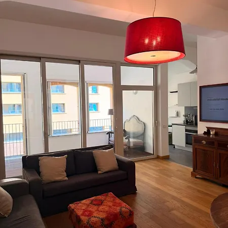 Bicocca Industrial House Apartman *