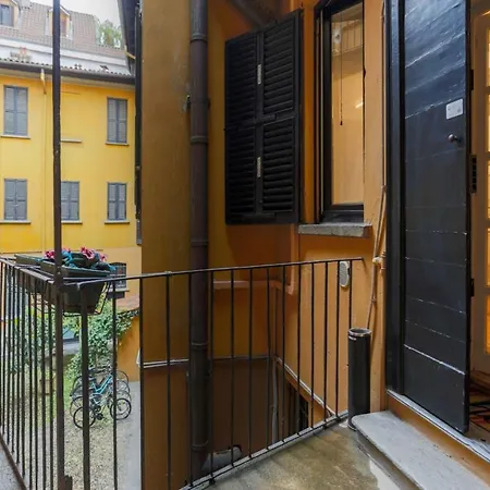 I-host Milanese Charm In Porta Romana Apartamento *