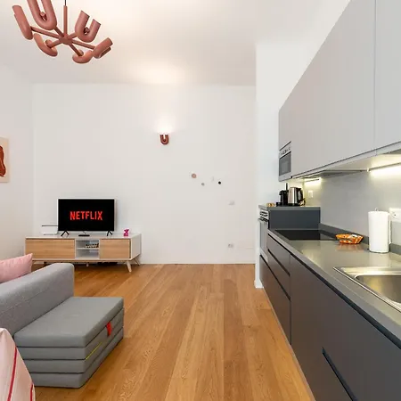 Apartamento Bicocca Living - Bright Modern Near Metro By Innstay