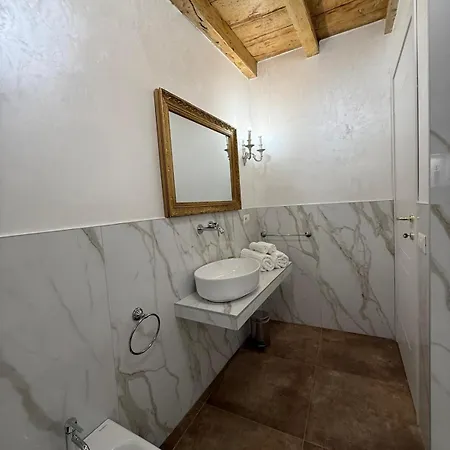 Exclusive In The Heart Of Апартаменты Милан