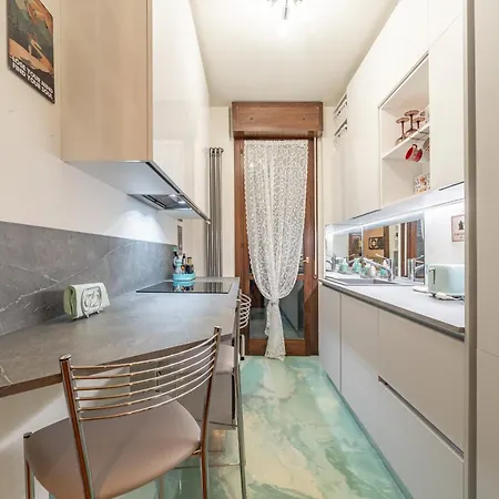 Apartament 5' From Bocconi With 2 Bedr And 2 Bathr