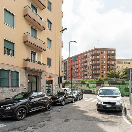 Gateway To Centre - M3 - Duomo In 10 Min Appartement