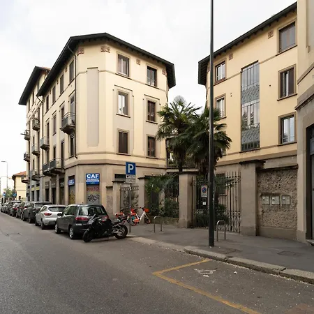Guesthost - Comfy Flat Zara Mm5 Close To Isola Διαμέρισμα