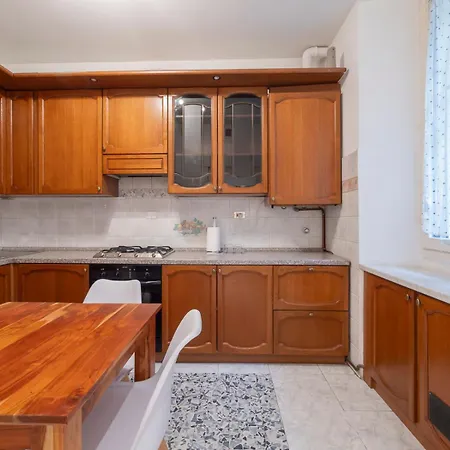 I-host - Pasubio 10 Διαμέρισμα Μιλάνο
