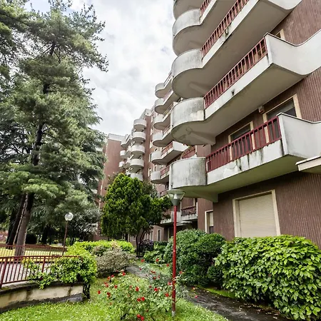 Apartamento Niguarda-bicocca With Balcony Milão