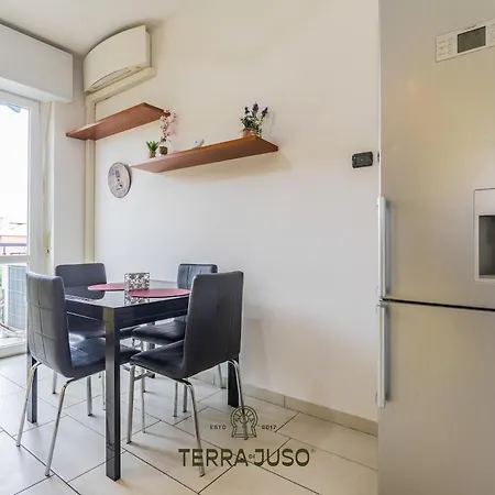 Lilly's Pad In San Siro ميلان