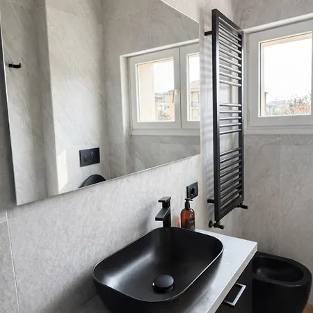 Διαμέρισμα Prestige House - Free Parking - San Siro & Duomo