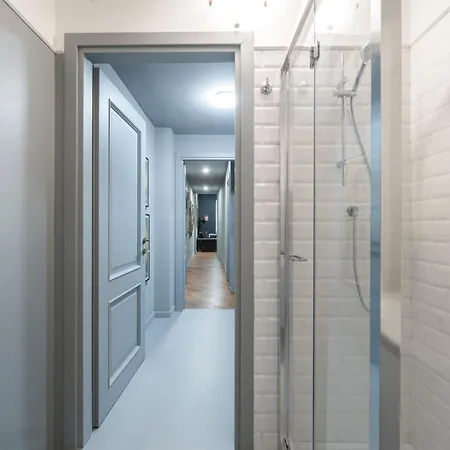 Lägenhet Intrho- Correnti Luxury Milano