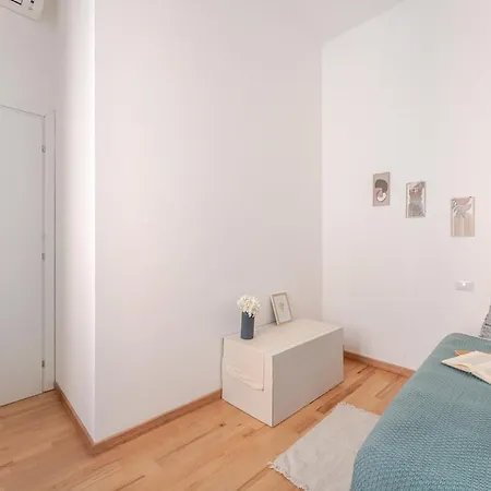 شقة Two-bedroom Arco Flat With Free Parking