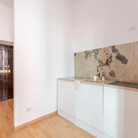 Two-bedroom Arco Flat With Free Parking شقة *